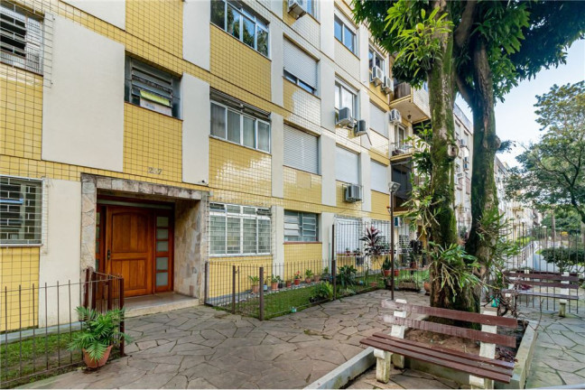 Imagem Imóvel com 2 Quartos à Venda, em Vila Ipiranga - Porto Alegre Imagem Imóvel com 2 Quartos à Venda, em Vila Ipiranga - Porto Alegre