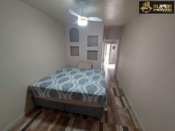 Imagem Casa com 3 Quartos à Venda, 232 m² em Centro - Pelotas