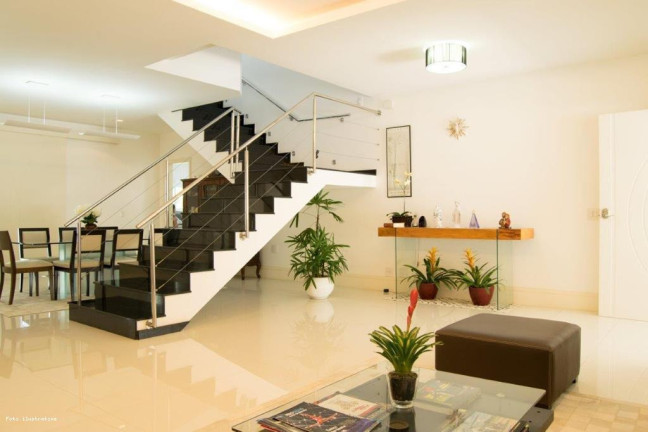 Imagem Casa com 6 Quartos à Venda, 824 m² em Barra Da Tijuca - Rio De Janeiro Imagem Casa com 6 Quartos à Venda, 824 m² em Barra Da Tijuca - Rio De Janeiro