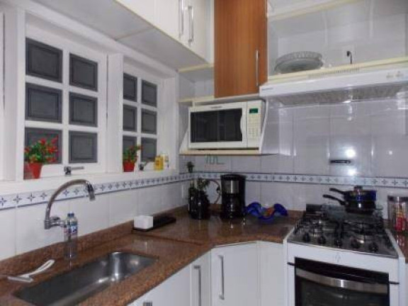 Imagem Casa com 4 Quartos à Venda, 170 m² em Várzea Das Moças - Niterói Imagem Casa com 4 Quartos à Venda, 170 m² em Várzea Das Moças - Niterói