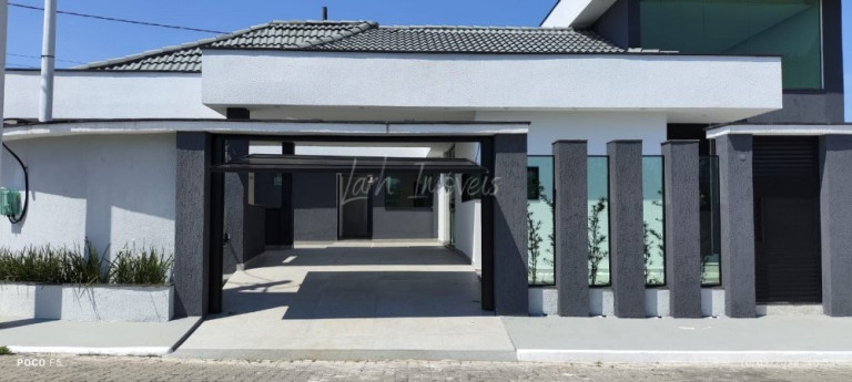 Imagem Casa com 3 Quartos à Venda, 300 m² em Santa Cruz - Rio De Janeiro