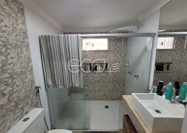 Imagem Casa com 3 Quartos à Venda, 360 m² em Aeroporto - Aracaju Imagem Casa com 3 Quartos à Venda, 360 m² em Aeroporto - Aracaju