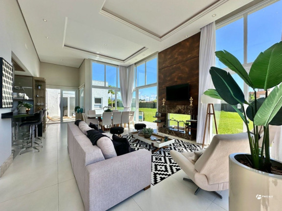 Casa de Condomínio com 4 Quartos à Venda, 195 m² em Dubai - Capão Da Canoa