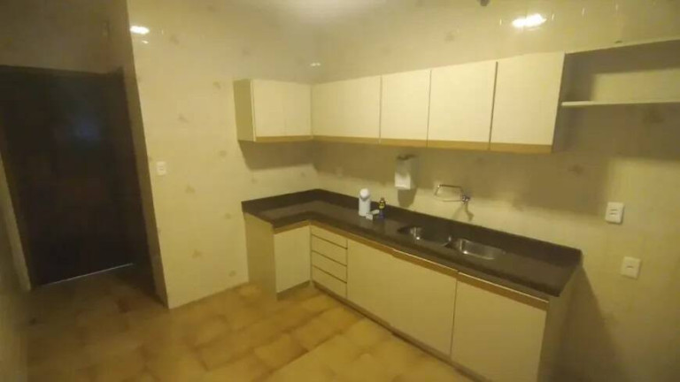 Imagem Casa com 3 Quartos para Alugar, 120 m² em Centro - Balneário Camboriú