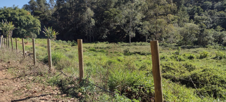 Chácara com 3 Quartos à Venda,  em Curralinho - Lagoinha