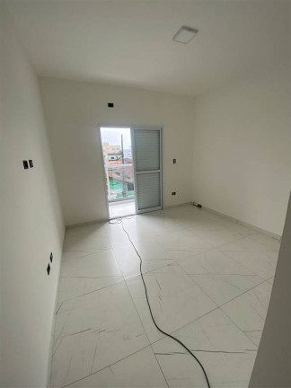 Imagem Sobrado com 2 Quartos à Venda, 85 m² em Maracanã - Praia Grande Imagem Sobrado com 2 Quartos à Venda, 85 m² em Maracanã - Praia Grande
