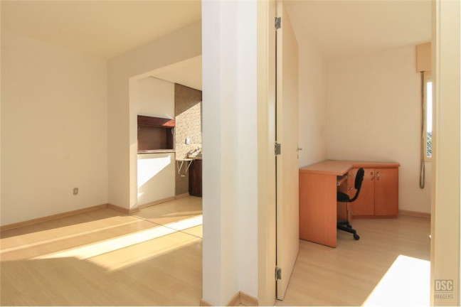 Imagem Imóvel com 2 Quartos à Venda, em Cavalhada - Porto Alegre Imagem Imóvel com 2 Quartos à Venda, em Cavalhada - Porto Alegre