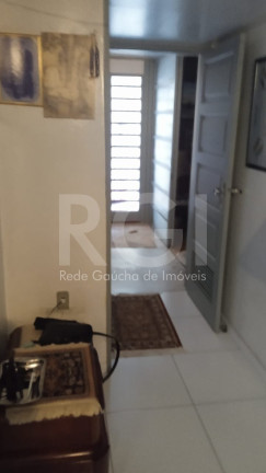 Imagem Casa com 3 Quartos à Venda, 220 m² em Petrópolis - Porto Alegre Imagem Casa com 3 Quartos à Venda, 220 m² em Petrópolis - Porto Alegre