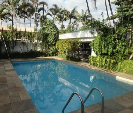 Imagem Sobrado com 5 Quartos para Alugar ou Temporada, 500 m² em Jardim Virgínia - Guarujá Imagem Sobrado com 5 Quartos para Alugar ou Temporada, 500 m² em Jardim Virgínia - Guarujá