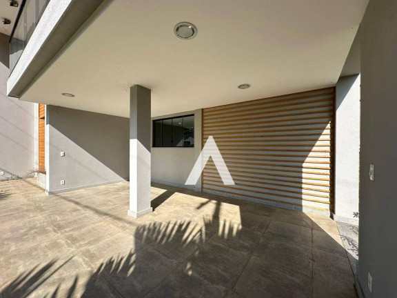 Imagem Casa com 4 Quartos à Venda, 200 m² em Vargem Grande - Teresópolis Imagem Casa com 4 Quartos à Venda, 200 m² em Vargem Grande - Teresópolis