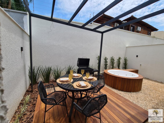 Imagem Casa com 3 Quartos à Venda, 185 m² em Setor Jaó - Goiânia Imagem Casa com 3 Quartos à Venda, 185 m² em Setor Jaó - Goiânia