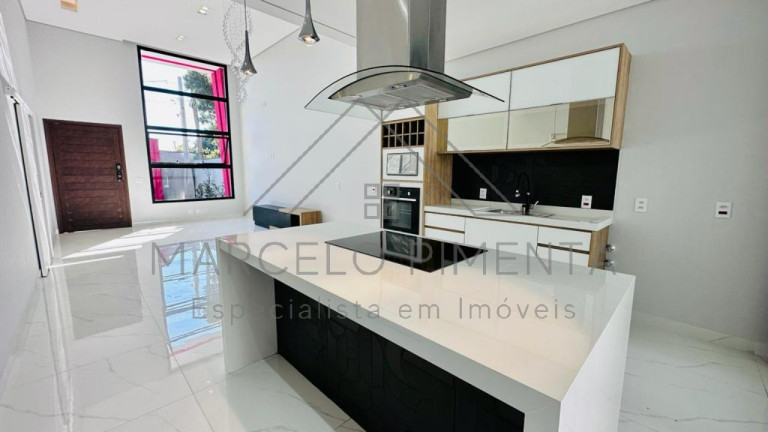 Imagem Casa com 3 Quartos à Venda, 300 m² em Bolsão Vila Moleta - Valinhos Imagem Casa com 3 Quartos à Venda, 300 m² em Bolsão Vila Moleta - Valinhos