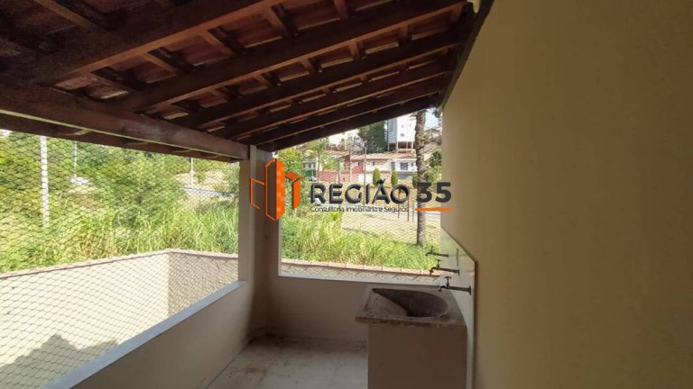 Imagem Casa com 3 Quartos à Venda, 100 m² em Jardim Quisisana - Poços De Caldas Imagem Casa com 3 Quartos à Venda, 100 m² em Jardim Quisisana - Poços De Caldas