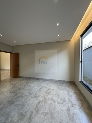 Imagem Casa com 3 Quartos à Venda, 210 m² em Parque Amazônia - Goiânia Imagem Casa com 3 Quartos à Venda, 210 m² em Parque Amazônia - Goiânia