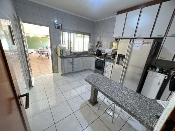 Imagem Casa à Venda, em Jardim Novo Mundo - Ribeirão Preto Imagem Casa à Venda, em Jardim Novo Mundo - Ribeirão Preto