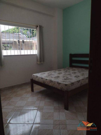 Imagem Casa com 4 Quartos à Venda, 151 m² em Centro - Caraguatatuba