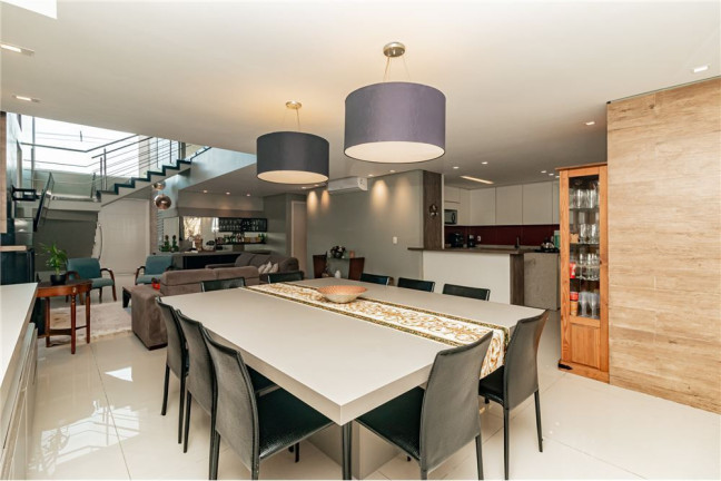 Imagem Casa com 4 Quartos à Venda, em Centro - Viamão Imagem Casa com 4 Quartos à Venda, em Centro - Viamão