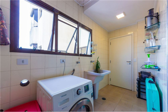 Imagem Imóvel com 3 Quartos à Venda,  em Vila Nova Conceição - São Paulo