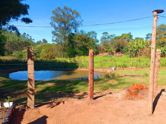 Imagem Imóvel com 1 Quarto à Venda, 5.000 m² em Pião - Piracaia Imagem Imóvel com 1 Quarto à Venda, 5.000 m² em Pião - Piracaia