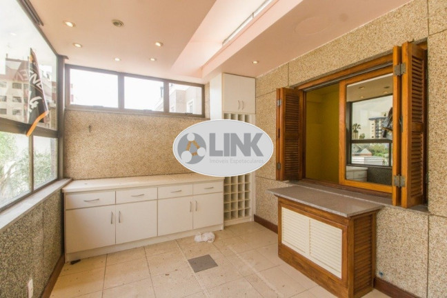 Imagem Apartamento com 3 Quartos à Venda, 142 m² em Higienópolis - Porto Alegre Imagem Apartamento com 3 Quartos à Venda, 142 m² em Higienópolis - Porto Alegre