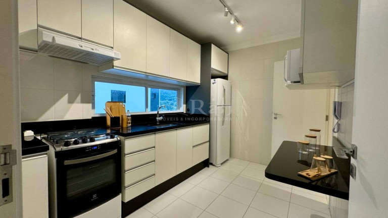 Imagem Apartamento com 3 Quartos à Venda, 108 m² em Centro - Balneário Camboriú