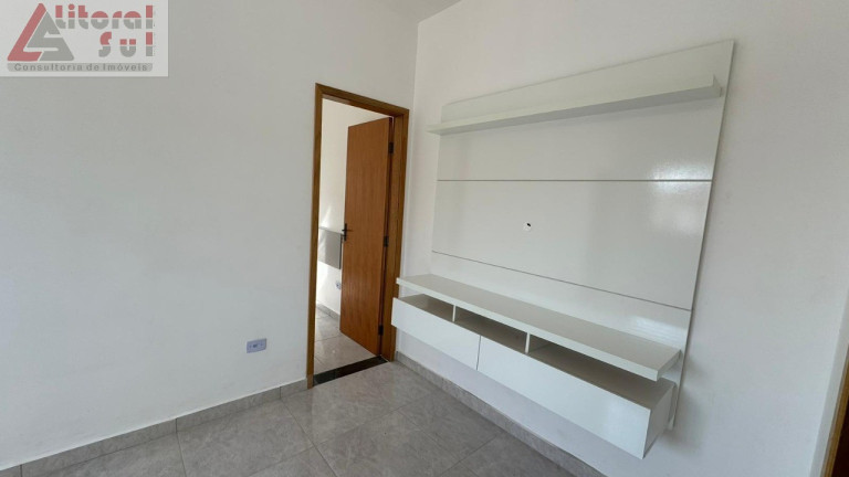 Imagem Casa com 2 Quartos à Venda, 45 m² em Melvi - Praia Grande Imagem Casa com 2 Quartos à Venda, 45 m² em Melvi - Praia Grande