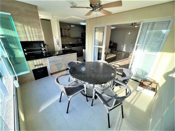 Imagem Apartamento com 2 Quartos à Venda, 90 m²