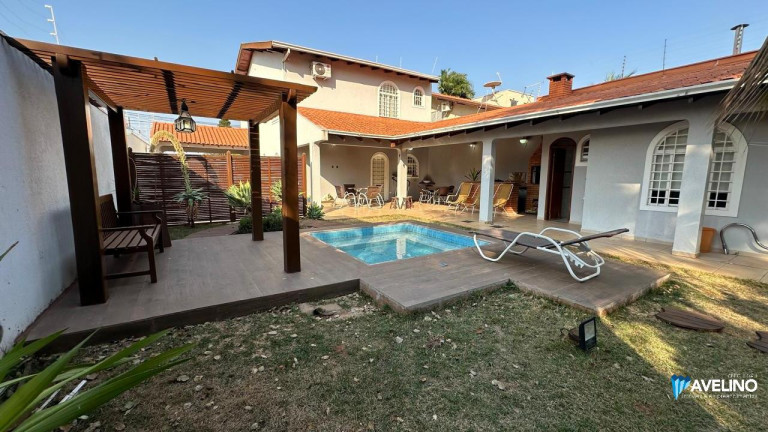 Imagem Sobrado com 3 Quartos à Venda, 262 m² em Cidade Jardim - Campo Grande Imagem Sobrado com 3 Quartos à Venda, 262 m² em Cidade Jardim - Campo Grande