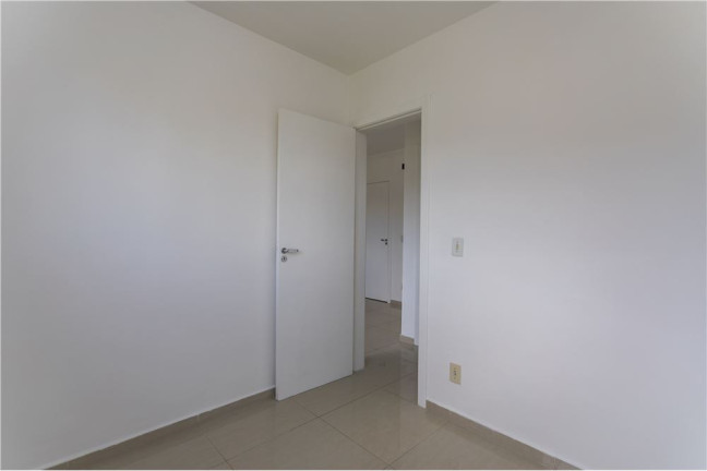 Imagem Apartamento com 2 Quartos à Venda, 71 m² em Jardim Planalto - Porto Alegre