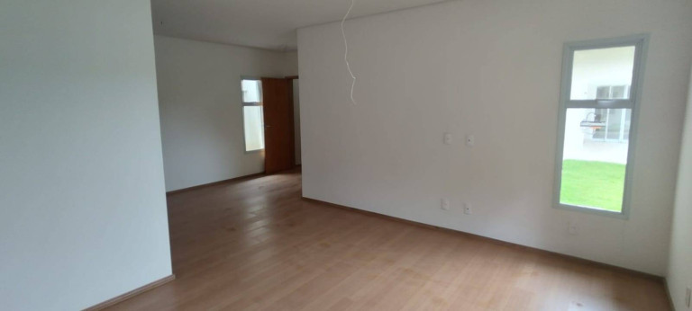 Imagem Casa de Condomínio com 3 Quartos à Venda, 180 m² em Quinta Dos Angicos - Cotia Imagem Casa de Condomínio com 3 Quartos à Venda, 180 m² em Quinta Dos Angicos - Cotia