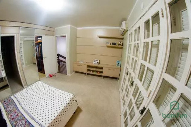 Imagem Casa com 4 Quartos à Venda, 298 m² em Espírito Santo - Porto Alegre Imagem Casa com 4 Quartos à Venda, 298 m² em Espírito Santo - Porto Alegre