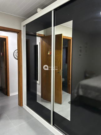 Imagem Casa com 4 Quartos à Venda, 110 m²