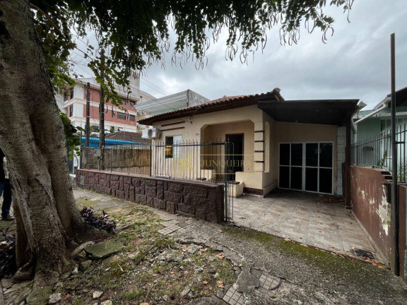 Imagem Casa com 3 Quartos à Venda, 250 m² em Canto - Florianópolis Imagem Casa com 3 Quartos à Venda, 250 m² em Canto - Florianópolis