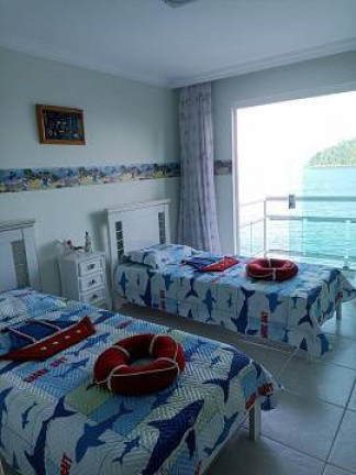 Imagem Casa com 3 Quartos à Venda, 160 m² em Centro - Mangaratiba Imagem Casa com 3 Quartos à Venda, 160 m² em Centro - Mangaratiba
