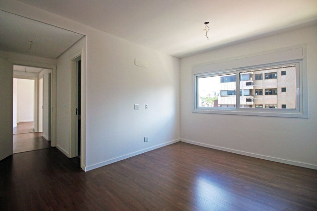 Imagem Apartamento com 3 Quartos à Venda, 110 m² em Petrópolis - Porto Alegre Imagem Apartamento com 3 Quartos à Venda, 110 m² em Petrópolis - Porto Alegre