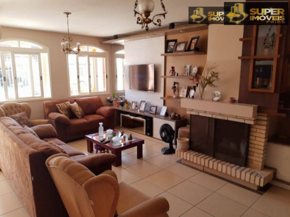Casa com 5 Quartos à Venda, 240 m² em São Gonçalo - Pelotas