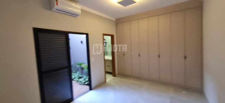 Imagem Casa de Condomínio com 3 Quartos à Venda, 235 m² em Condomínio Vilage La Montagne - São José Do Rio Preto