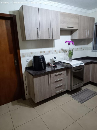 Imagem Casa com 4 Quartos à Venda, 200 m² em Alves Dias - São Bernardo Do Campo Imagem Casa com 4 Quartos à Venda, 200 m² em Alves Dias - São Bernardo Do Campo
