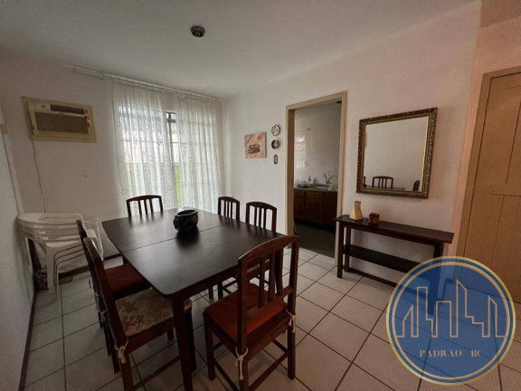 Imagem Apartamento com 3 Quartos para Temporada, 135 m² em Centro - Balneário Camboriú