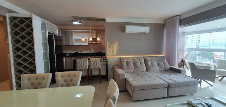 Imagem Apartamento com 3 Quartos à Venda, 110 m² em Centro - Balneário Camboriú Imagem Apartamento com 3 Quartos à Venda, 110 m² em Centro - Balneário Camboriú