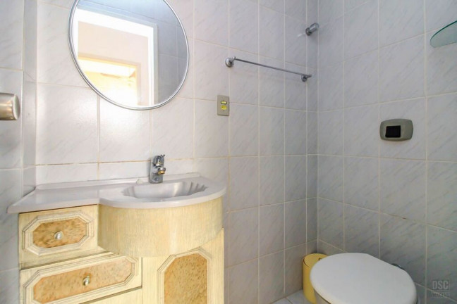 Imagem Imóvel com 2 Quartos à Venda, 56 m² em Cristal - Porto Alegre Imagem Imóvel com 2 Quartos à Venda, 56 m² em Cristal - Porto Alegre