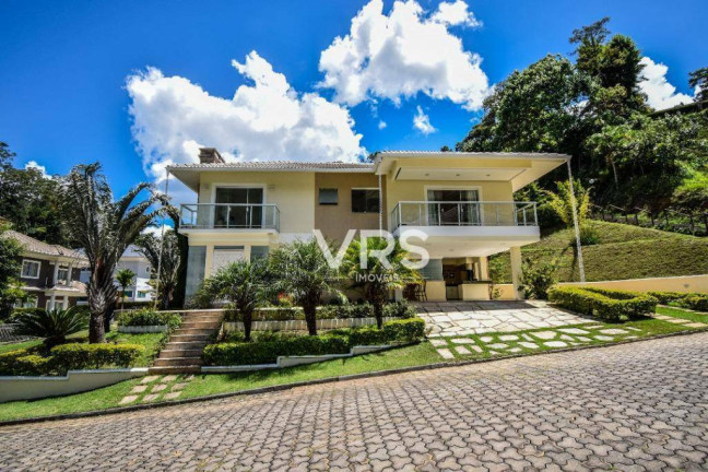 Imagem Casa com 4 Quartos à Venda, 225 m² em Quebra Frascos - Teresópolis Imagem Casa com 4 Quartos à Venda, 225 m² em Quebra Frascos - Teresópolis