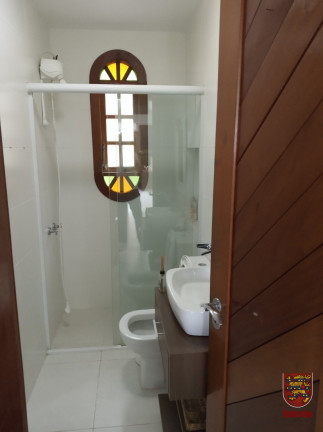 Imagem Casa com 6 Quartos à Venda, em Coqueiros - Florianópolis Imagem Casa com 6 Quartos à Venda, em Coqueiros - Florianópolis