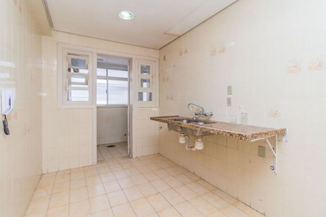 Imagem Apartamento com 4 Quartos à Venda, 243 m² em Santana - Porto Alegre Imagem Apartamento com 4 Quartos à Venda, 243 m² em Santana - Porto Alegre