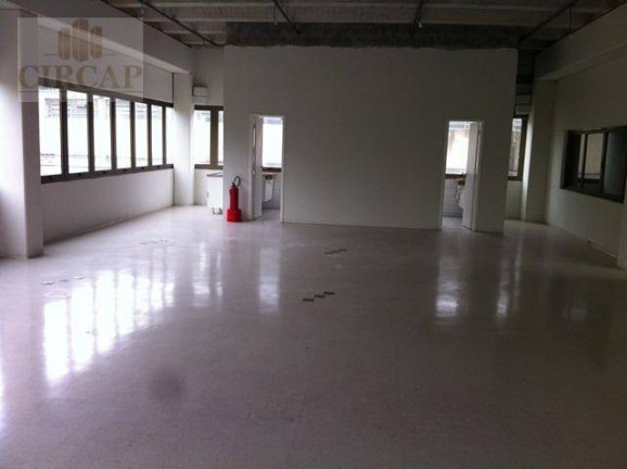 Imagem Galpão para Alugar, 3.854 m² em Alphaville Industrial - Barueri