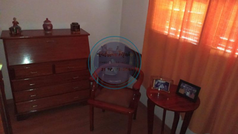 Imagem Casa com 4 Quartos à Venda, 200 m² Imagem Casa com 4 Quartos à Venda, 200 m²