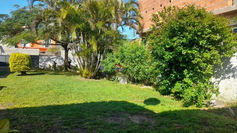 Imagem Casa com 5 Quartos à Venda, 420 m² em São João Do Rio Vermelho - Florianópolis Imagem Casa com 5 Quartos à Venda, 420 m² em São João Do Rio Vermelho - Florianópolis