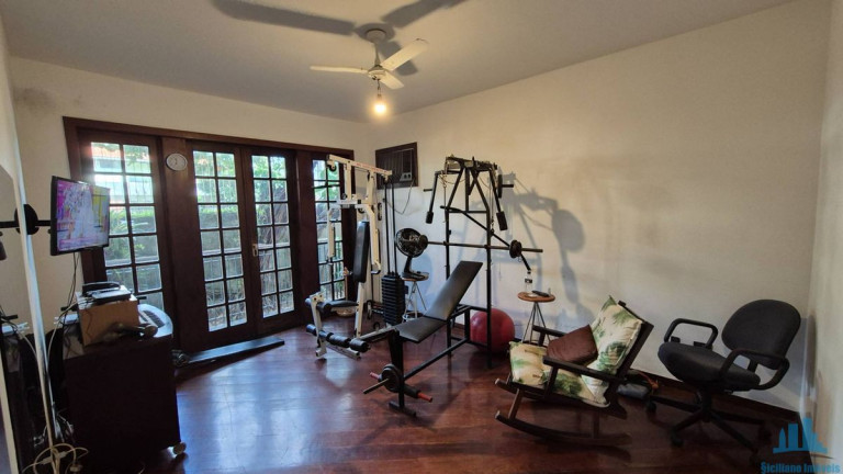 Imagem Casa com 5 Quartos à Venda, 600 m² em São Francisco - Niterói Imagem Casa com 5 Quartos à Venda, 600 m² em São Francisco - Niterói