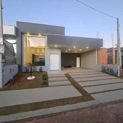Imagem Casa com 3 Quartos à Venda, 170 m² em Lívia Iii - Botucatu Imagem Casa com 3 Quartos à Venda, 170 m² em Lívia Iii - Botucatu