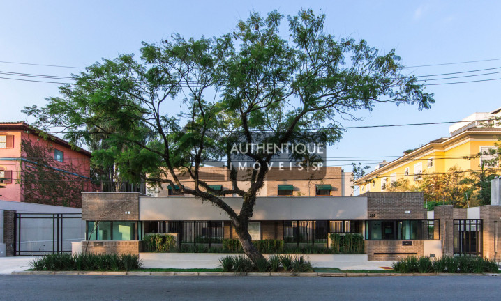 Apartamento com 2 Quartos à Venda, 474 m² em Alto De Pinheiros - São Paulo